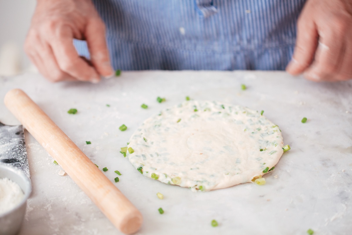 Scallion Sesame Pancakes - How To Roll 9