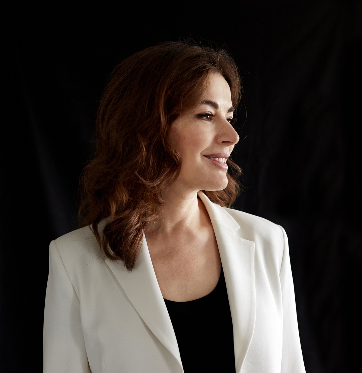 Portrait of Nigella in white jacket