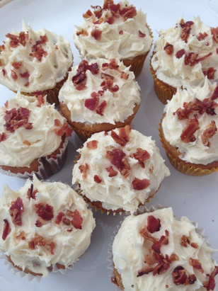 Maple Buttercream Cupcakes With Bacon Sprinkles