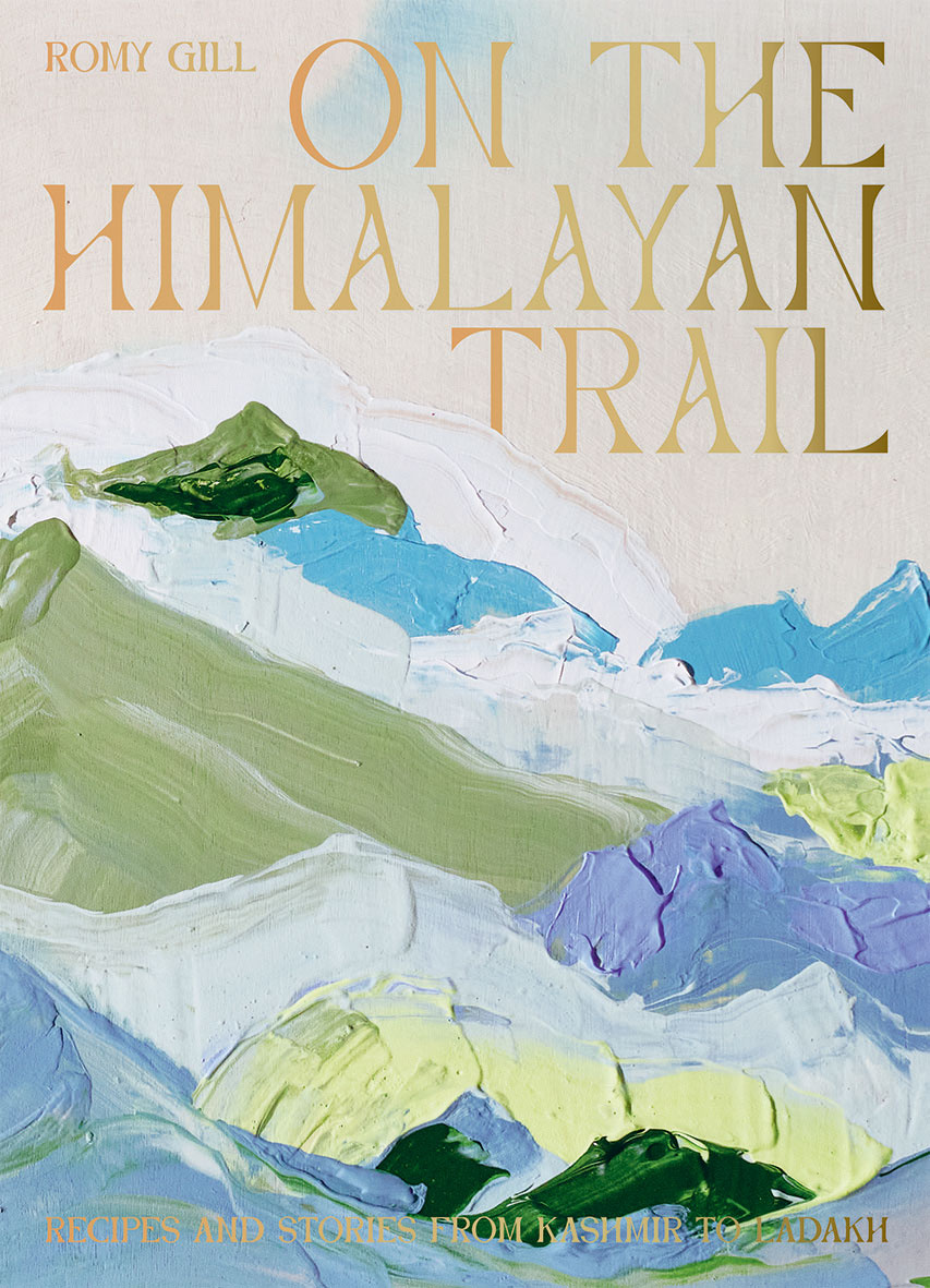 Book cover of On The Himalayan Trail by Romy Gill
