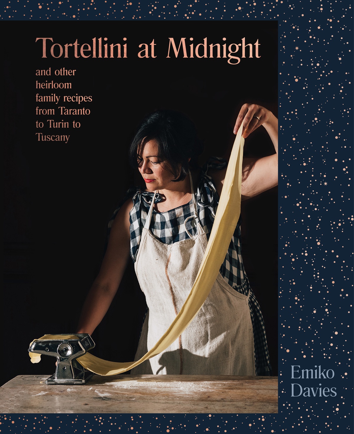 Book cover of Tortellini At Midnight by Emiko Davies