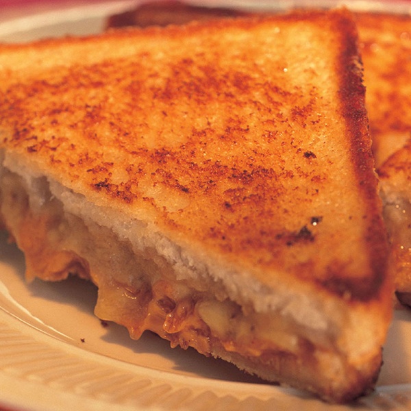 Elvis Presley's Fried Peanut-Butter and Banana Sandwich