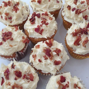 Maple Buttercream Cupcakes With Bacon Sprinkles