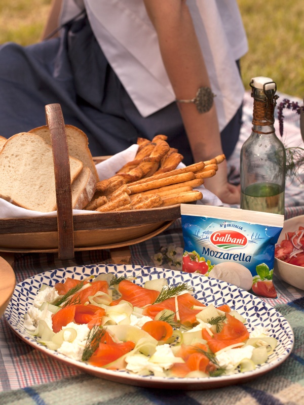 Smoked Salmon, Green Apple, Cucumber & Galbani Mozzarella Salad