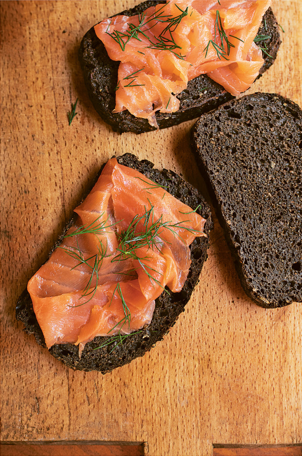 Image of Nigella's No-Knead Black Bread with Smoked Salmon