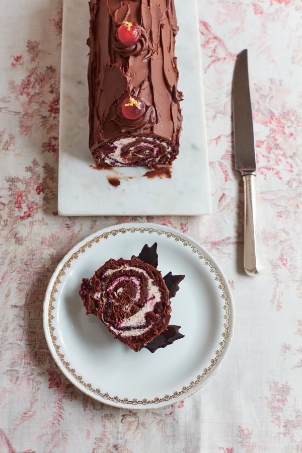 Image of Tom Parker Bowles' Black Forest Log