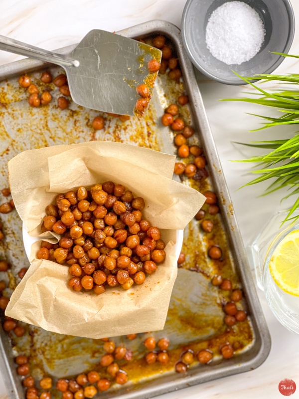 Crunchy spiced chickpeas