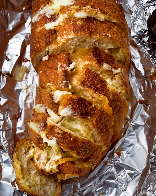 Image of Nigella's Chilli Cheese Garlic Bread