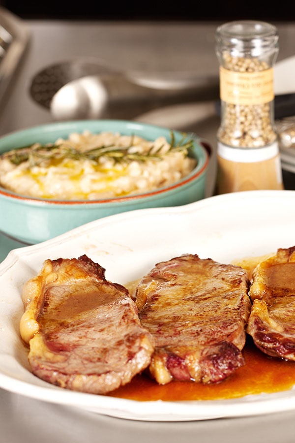 Flash Fried Steak With White Bean Mash