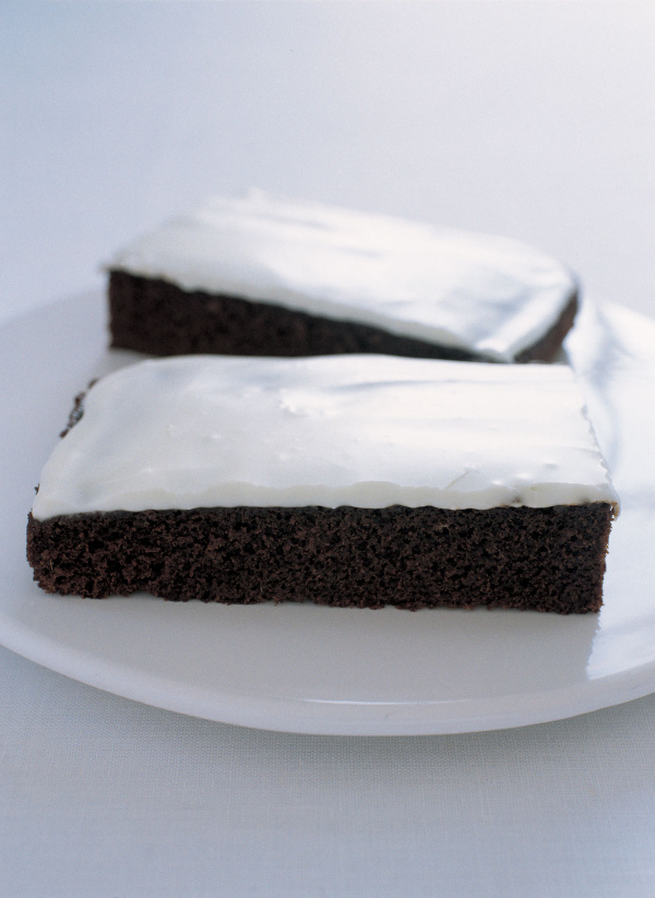 Image of Nigella's Fresh Gingerbread with Lemon Icing