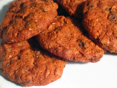 Honey and Sultana Cookies Aka Elmo Cookies