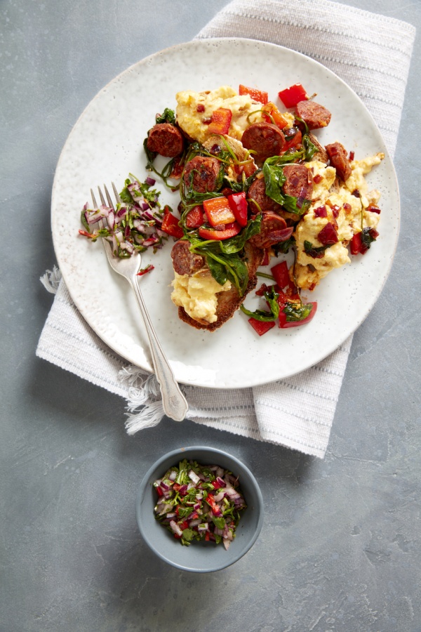 SPANISH CHORIZO AND SCRAMBLED EGG BRUNCH