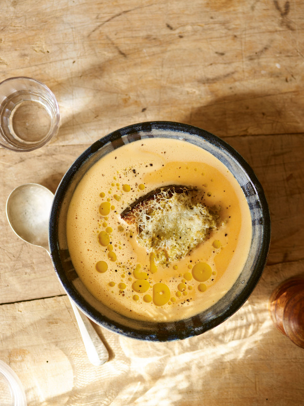 Image of Jose Pizarro's Roast Garlic Soup