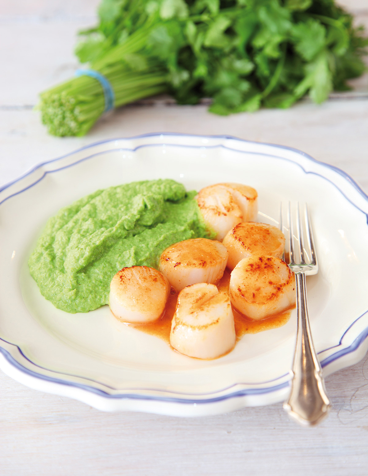 Scallops with Thai-Scented Pea Puree