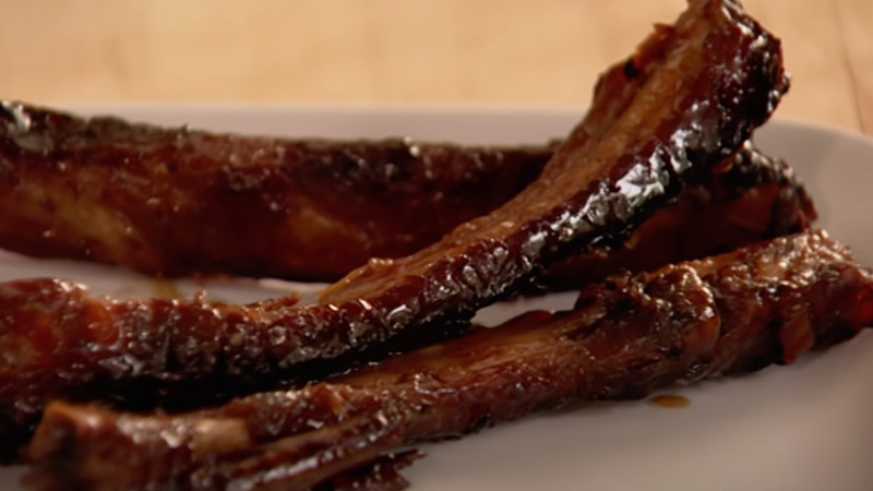 Nigella's Sticky Spicy Spare Ribs